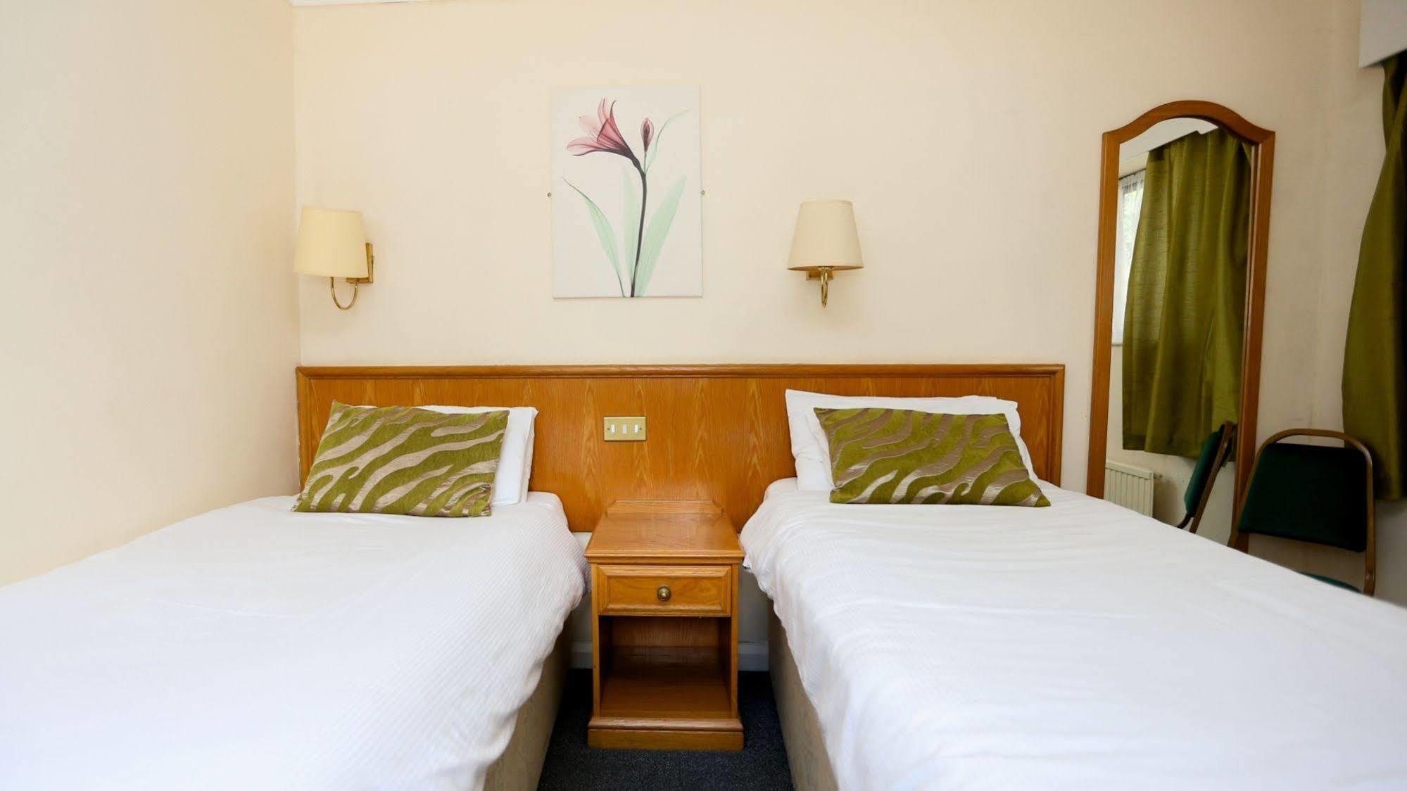Fairways & Leisure Club Hotel 3*