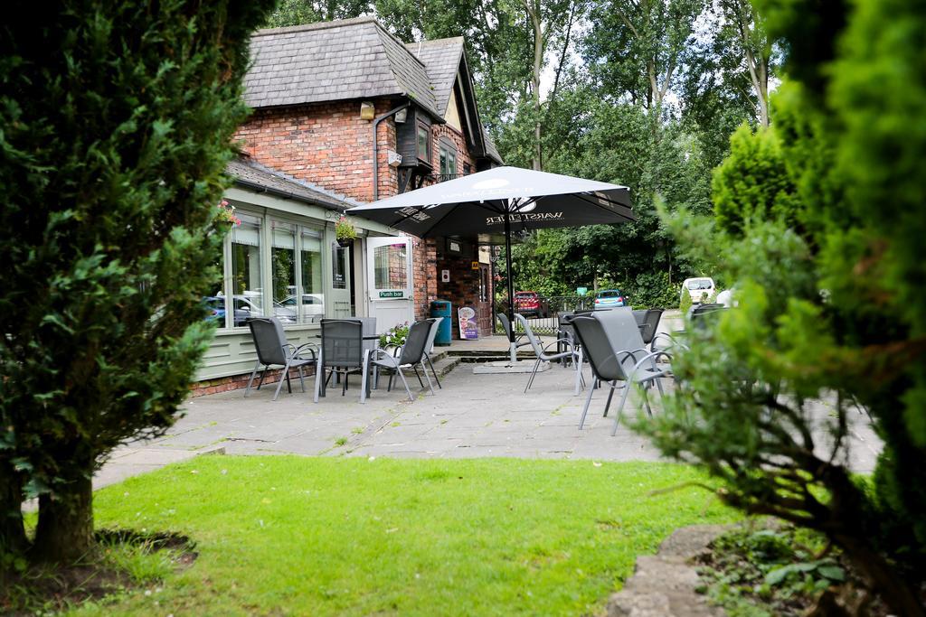 Fairways & Leisure Club Hotel